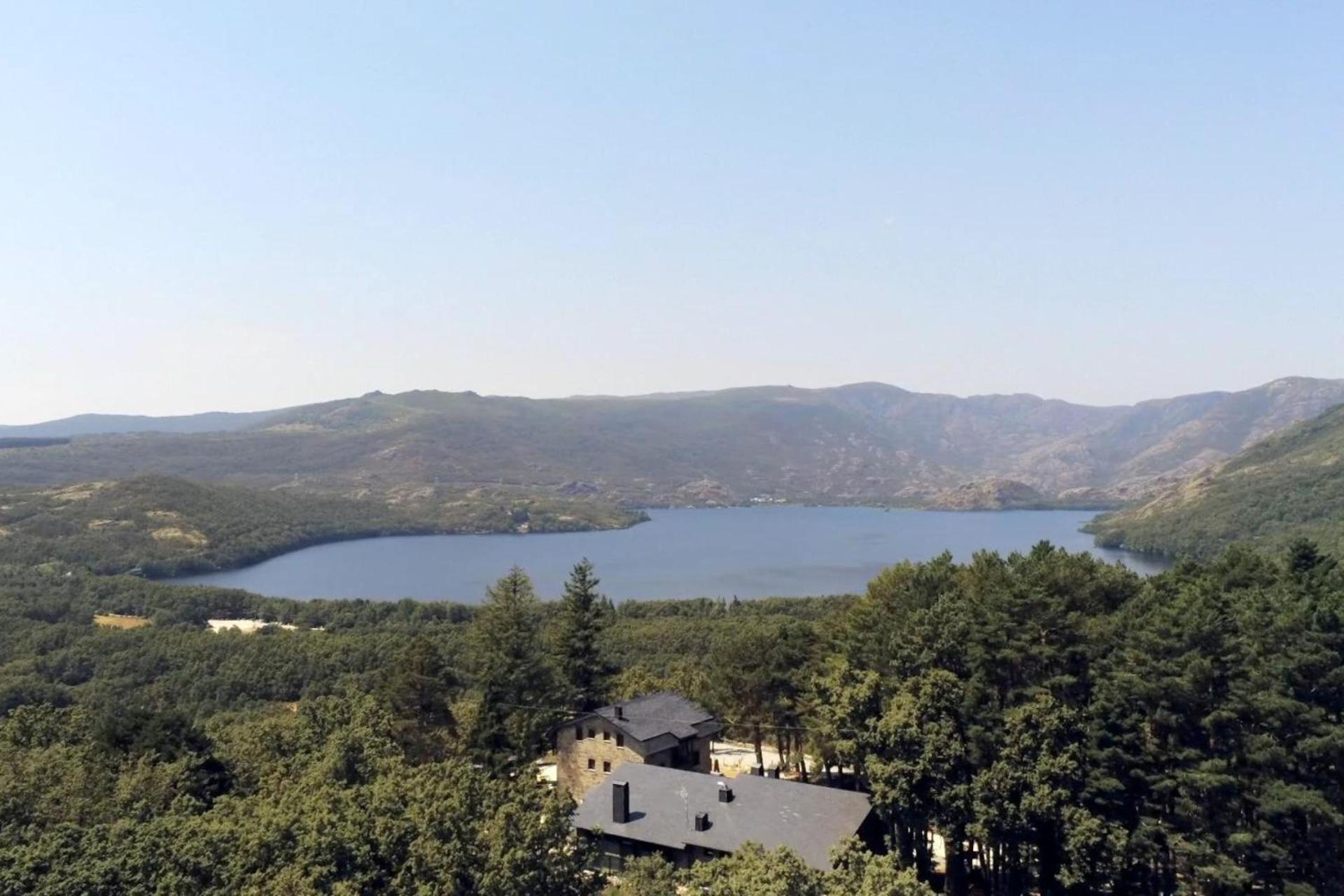Hotel Lucerna Sports & Vigo de Sanabria