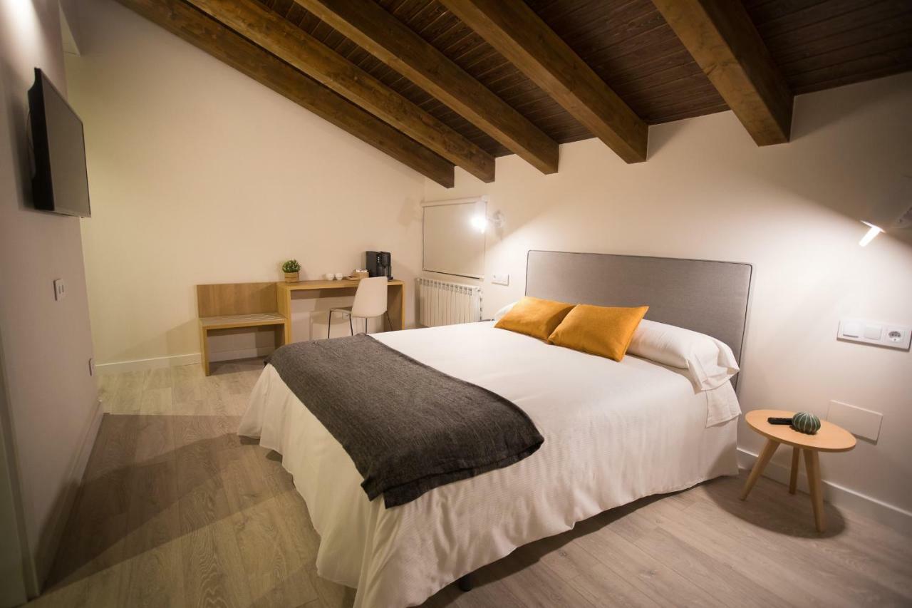 Lucerna Sports &